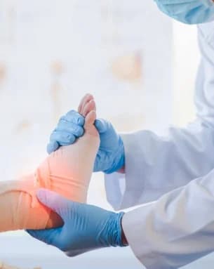 Orthopedic specialist treating fracture patient